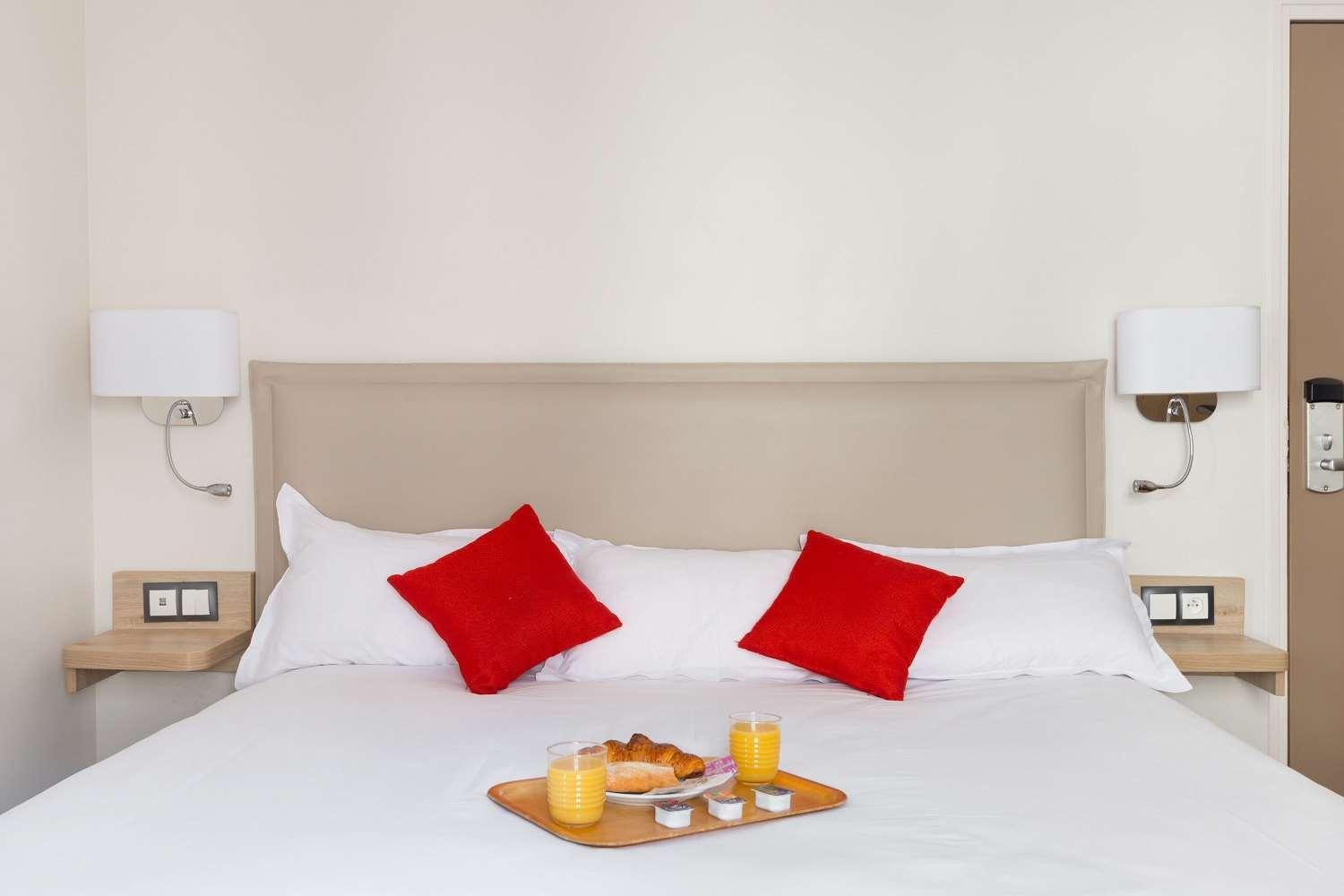 Hotel Courcelles Médéric 3*
