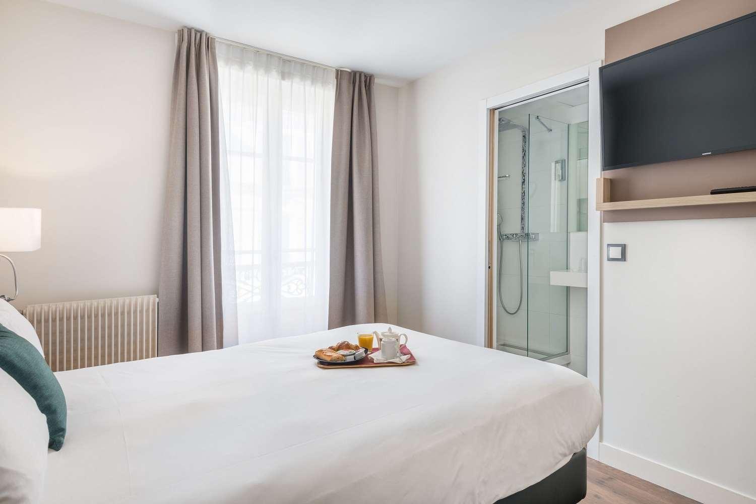 Courcelles Médéric Hotel 3*